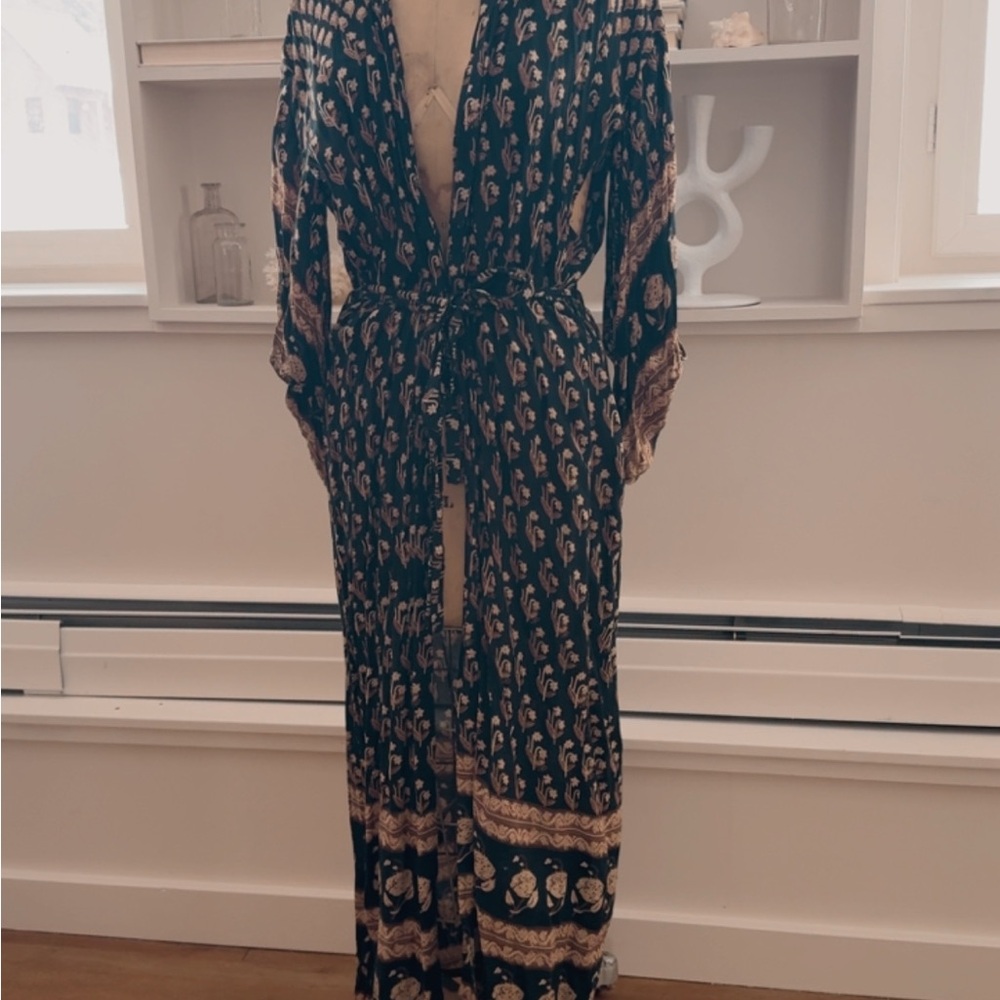 Spell Black and Gold Kimono